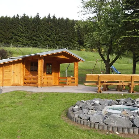 Fuer 11 Personen Und 1 Kind By Interhome 펜션