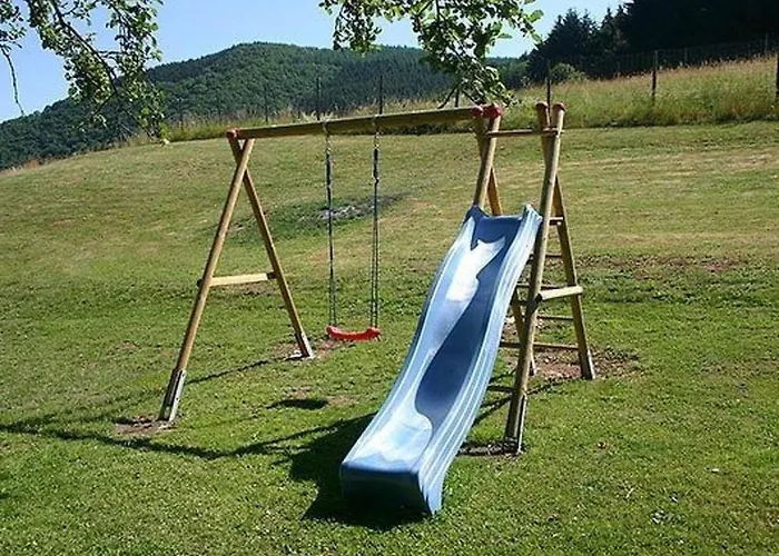 Fuer 11 Personen Und 1 Kind By Interhome * 비레스본